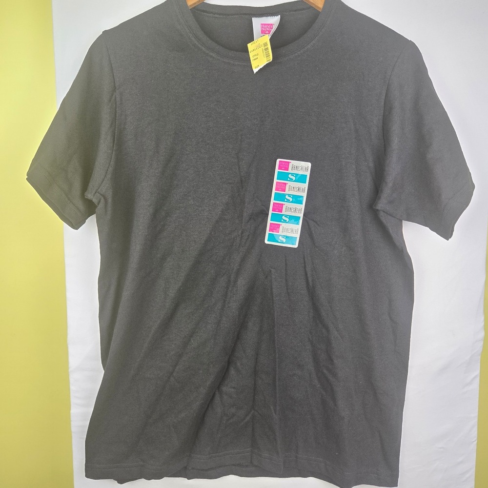 Vintage Hanes Her Way women's size small black cotton tshirt